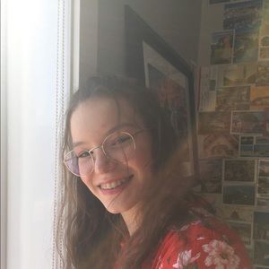 Meet your Posher, Élodie